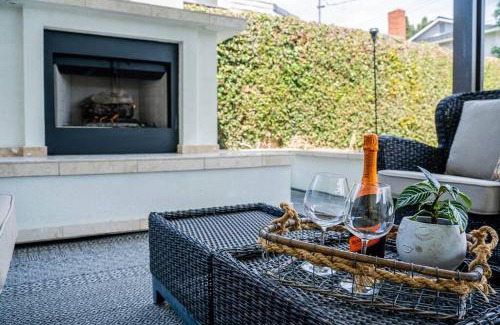 Placentia Casa | Private Heated Pool Oasis/Disney/Retro Arcade/Gym