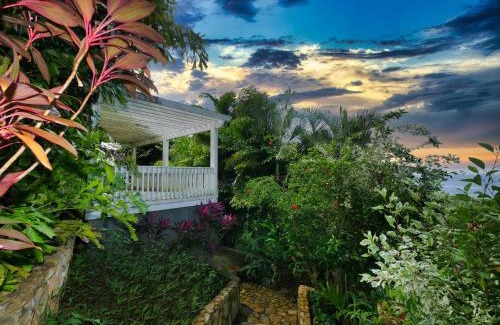 Antoneys Cay Villa | Private Hilltop Home Located Overlooking Roatans Beautiful Turquoise Reef,
