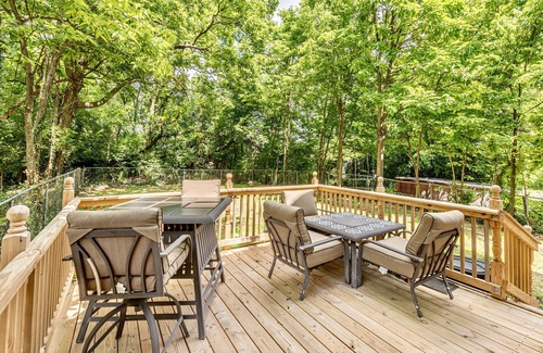 Avondale Casa | Private Historic Getaway Near Downtown Cincinnati!
