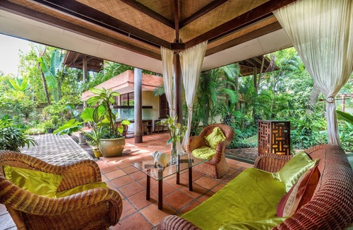 Siem Reap Villa | Villa privada de vacaciones con los usos de sus instalaciones privadas y chef personal.