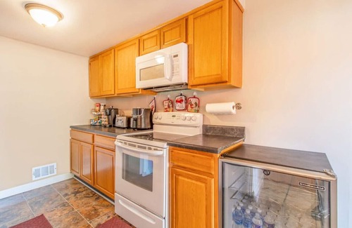 Newark Casa | Private Home + 3 Bed/1.5 Bath + 2MI - University of Delaware