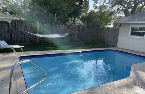 Palm Harbor Apartamento | Private Home Away from Home