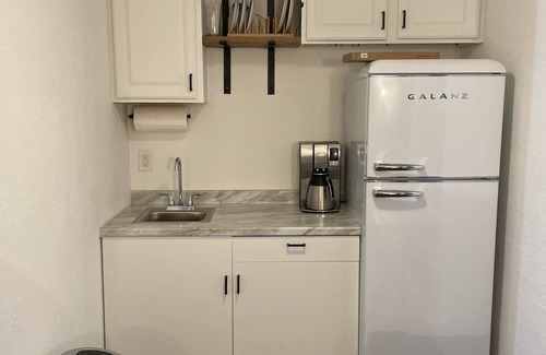 Westlake Village Apartamento | Private Home Away from Home