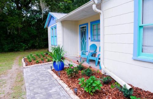 Ocala Casa | Private Home in Ocala with Fenced Yard, Piano, Central Location, Pets Welcome
