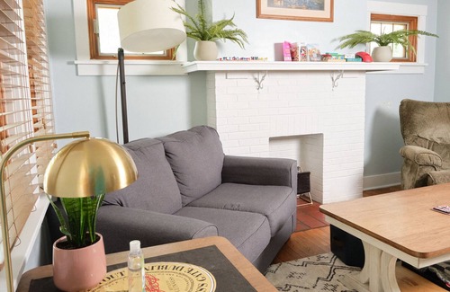 Bellevue Casa | Private Home in the Woods, 10 min from DT Pittsburgh