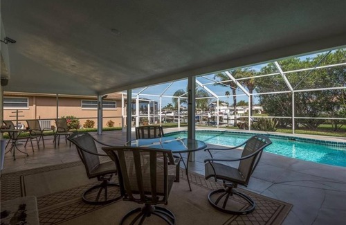 Flor-a-mar Casa | Private Home in desirable Gulf Harbors neighborhood