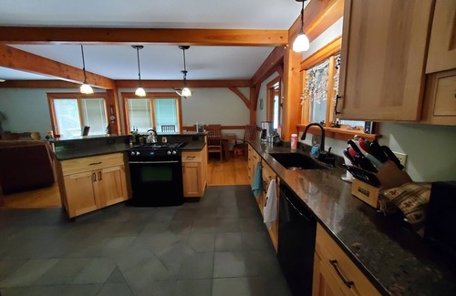 Lake Luzerne Casa | Private Home on Hudson River close to summer attractions