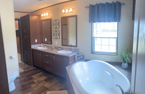 Westminster Otro | Private home on working hobby farm