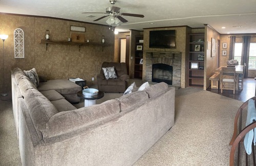 Westminster Otro | Private home on working hobby farm