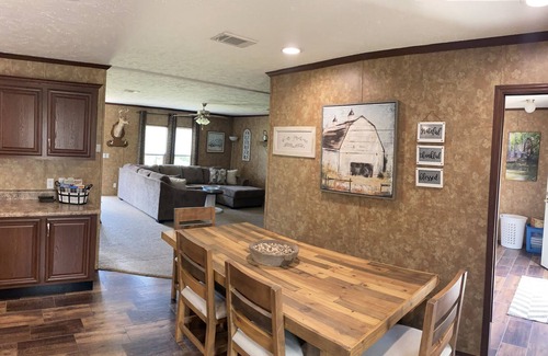 Westminster Otro | Private home on working hobby farm