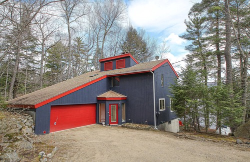 Moultonborough Casa | Private home with beach in a secluded cove all to yourself.