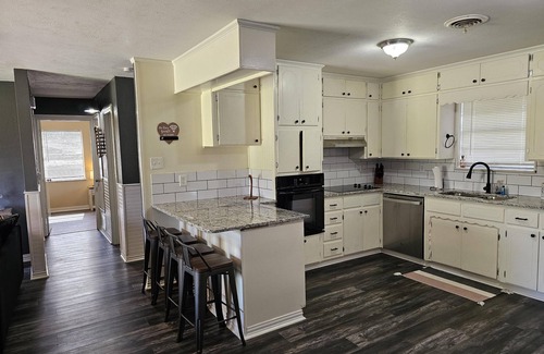 Greenville Casa | Private home with **GAME ROOM** on over half an acre of land!