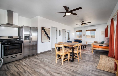 Wonder Valley Casa | Private Hot Springs - Desert Willow House