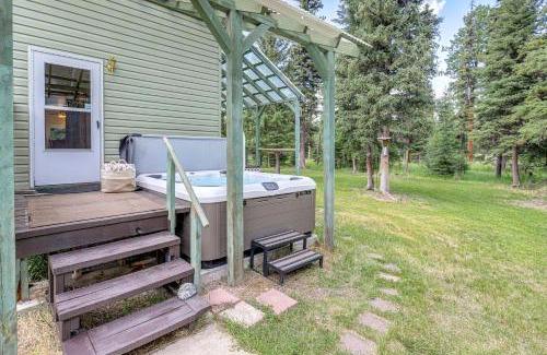 Lincoln Casa | Private Hot Tub Enchanted Hideaway in Lincoln!
