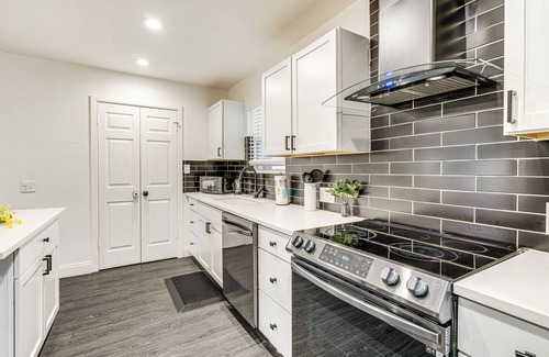 Lakeway Condominio | Private Hot Tub & Golf Course Views: Lakeway Gem