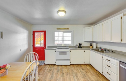 Garden Valley Apartamento | Private Hot Tub & Mtn Views: Garden Valley Apt!