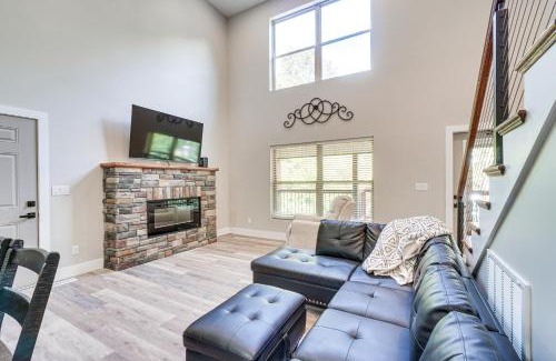 Sevierville Casa | Private Hot Tub Serene Family Home in Sevierville