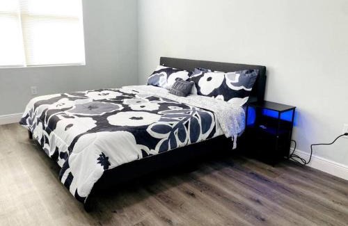 South Gulf Cove Casa | Private House 5Bed 3baths