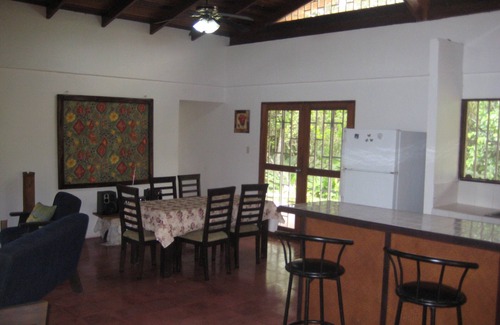 Damas Casa | CASA PRIVADA Y GRANJA PARA 8-31 PERSONAS