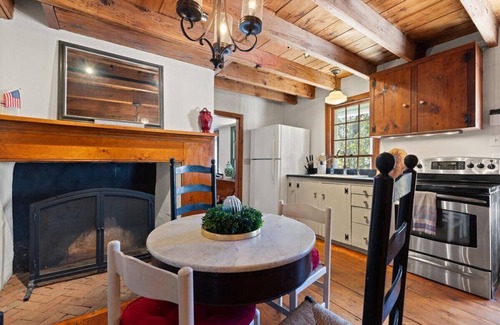 New Hope Cabaña | Private House in Bucks County Holiday Getaway Near the Heart of New Hope