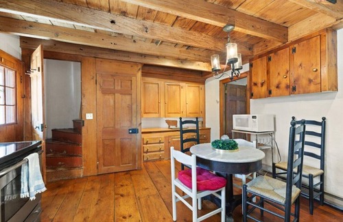 New Hope Cabaña | Private House in Bucks County Holiday Getaway Near the Heart of New Hope