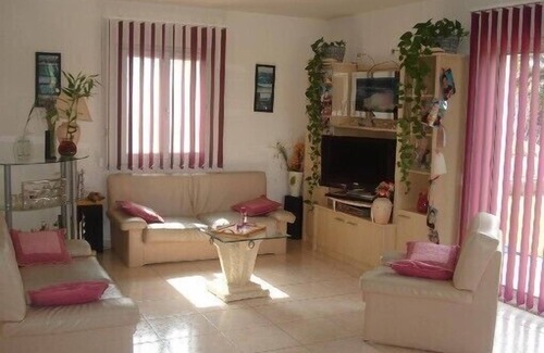 Puisserguier Villa | Vivienda unifamiliar en pueblo tranquilo cerca del mar y las montañas