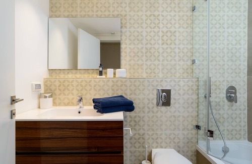 Neve Tzedek Apartamento | Dúplex en NEVE TSEDEQ - Parking + Terraza - SHABAZI