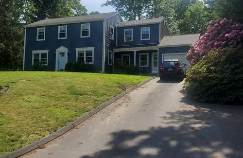 East Lyme Casa | Private house with room and bath. Close to shore and beaches