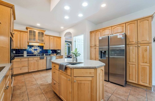 Reeders Casa | Private In-Ground Pool, Hot Tub, Sauna, Pickleball
