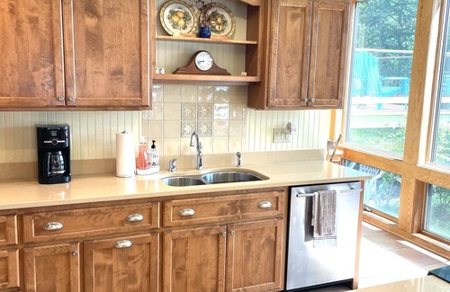 Preston Casa | Private Island Lake House Near Casinos