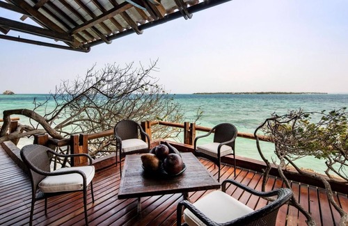 Rosario Islands Villa | Private Island Retreat with Natural Pool & 360° Ocean Views – Near Cartagena