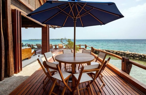 Rosario Islands Villa | Private Island Retreat with Natural Pool & 360° Ocean Views – Near Cartagena