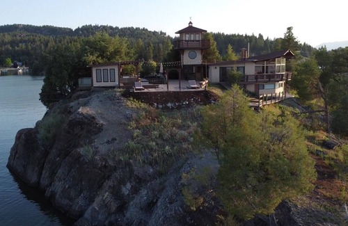 Somers Casa | PRIVATE ISLAND RETREAT On Gorgeous Flathead Lake Montana!!!