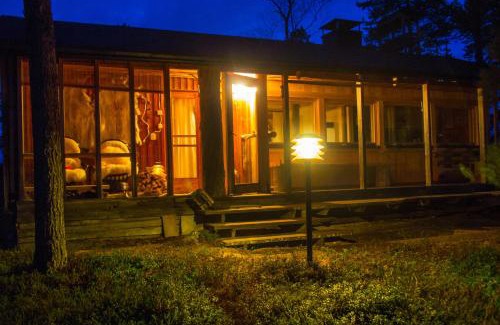 Inari Casa | Private Island VESI - The White Blue Wilderness Lodge
