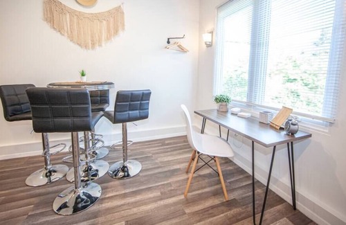 El Segundo Apartamento | Private King Bed Suite, Near Beach| Long Term Stay