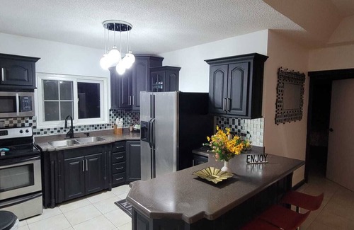 Constant Spring Apartamento | Private Kingston Paradise