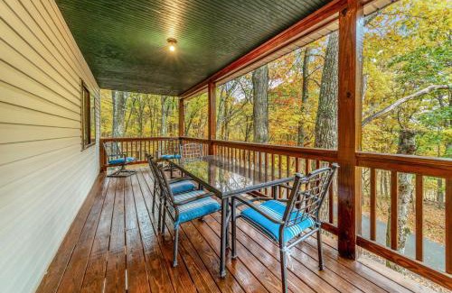 Terra Alta Casa | Private Lake Beach Cabin w Golf Pool Fire pit
