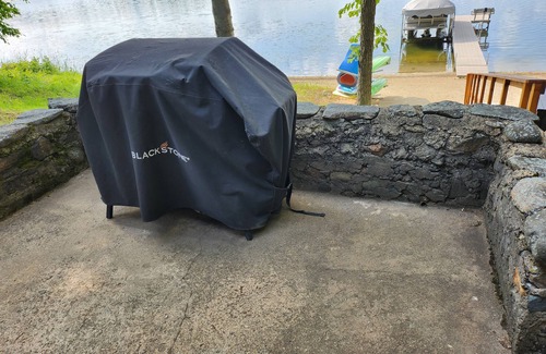 Nevis Cabina | Private lake cabin. WiFi, Beach, Pontoon Rental. Sept. openings! Booking for 26'
