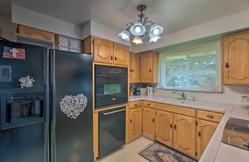 Harvey Park Casa | South Denver Lake Home w / Large Yard & Hammock