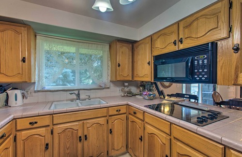 Harvey Park Casa | South Denver Lake Home w / Large Yard & Hammock