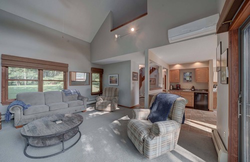 Paupack Casa | Private Lakefront on Fairview Lake - Sleeps 6-8