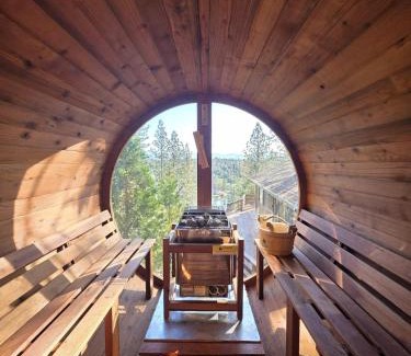 Groveland Casa | Private Lakeview Yosemite Full House El Capitan with Panoramic Sauna, HotTub, WiFi