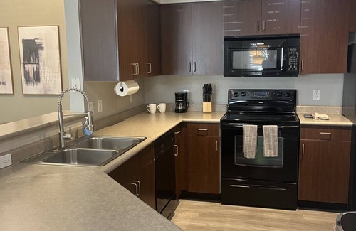 The Colony Apartamento | PRIVATE LUXURY APARTMENT with THE ADVANTAGE OF RESORT-LIKE AMENITIES
