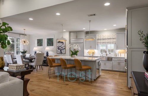 Woodhaven Casa | PRIVADO casa de lujo !!! 4mi al centro de convenciones. 4bdrm / 3bath. capacidad para 8 personas