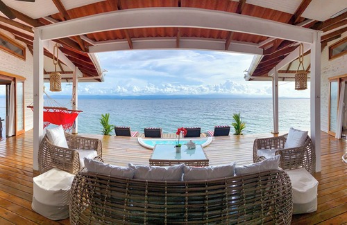 Bocas del Toro Casa | Private Luxury Over the Water Bungalow