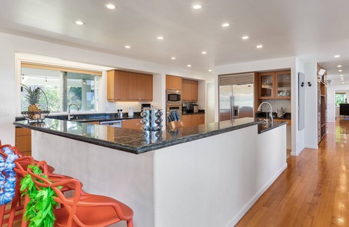 Laie Casa | Propiedad de lujo frente al mar privado en Kahuku North Shore!