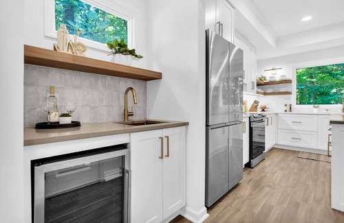 North Brookhaven Casa | Private Luxury Spacious Atlanta Home