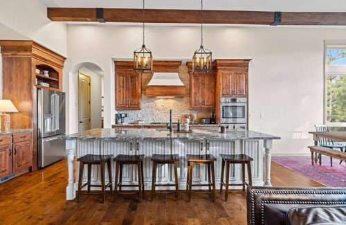 Colorado Springs Casa | Private Luxury Lodge in Colorado Forest