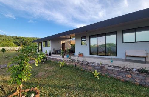 Punta Mango Cabina | Private Mango Surf Studio with WiFi Hot Water and AC
