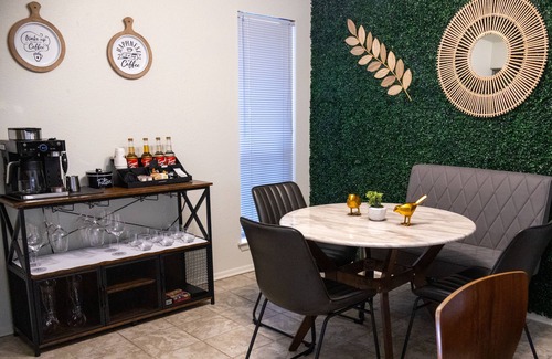 North San Antonio - SAT Casa | Private Mini-Resort & Oasis-Heated Pool & Spa-Golf-Pool Room-Game Room